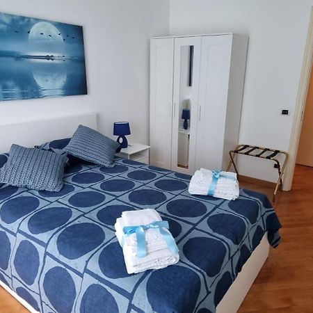 Casa Dante Center Apartment Bari Bagian luar foto