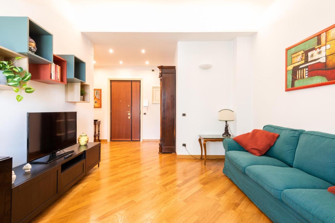 Casa Dante Center Apartment Bari Bagian luar foto